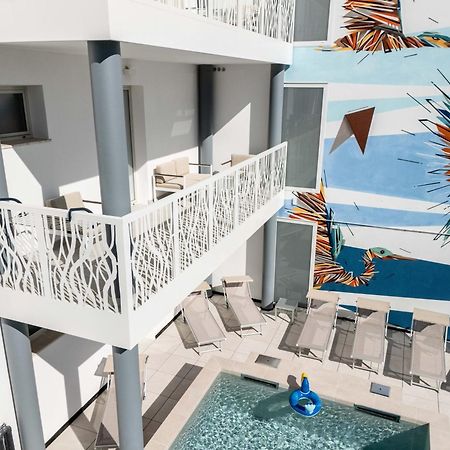 Hotel Marzia Holiday Queen Caorle Bagian luar foto