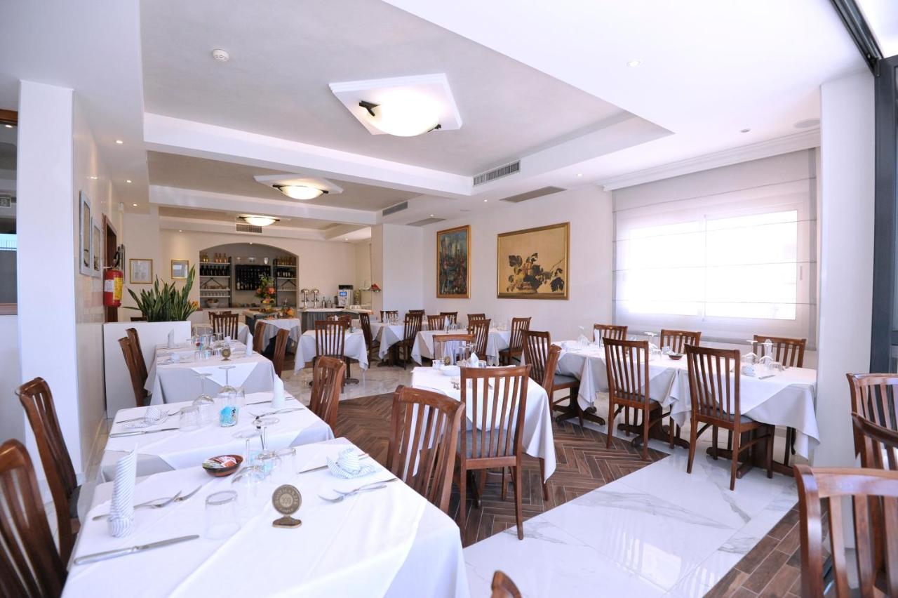 Hotel Marzia Holiday Queen Caorle Bagian luar foto