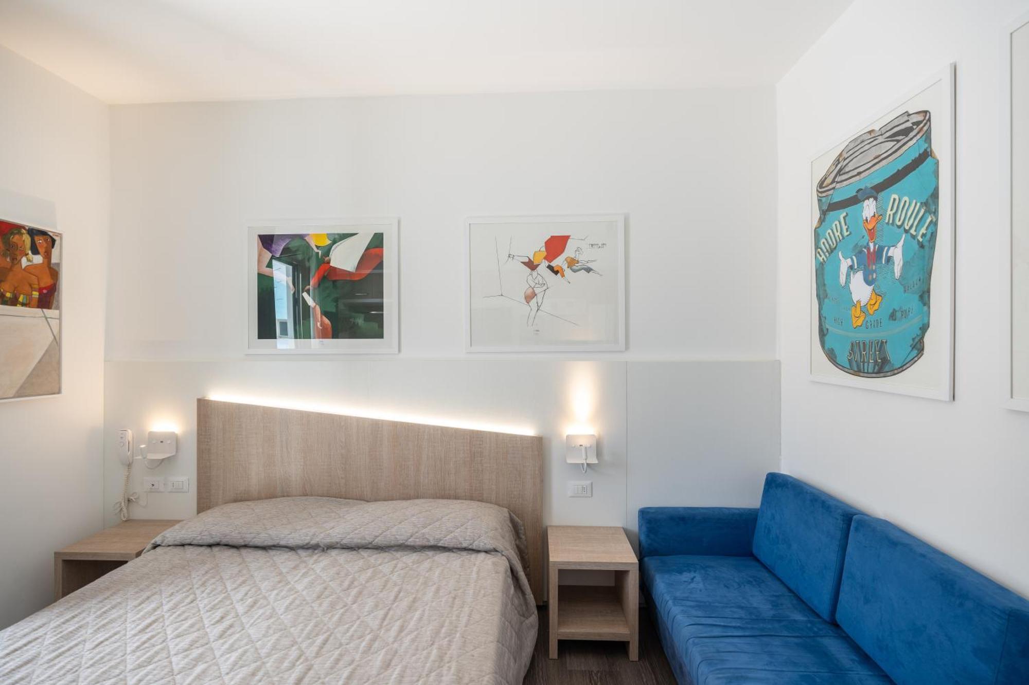 Hotel Marzia Holiday Queen Caorle Bagian luar foto